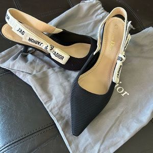Christian Dior - Black and White J’Adior - Size 38.5